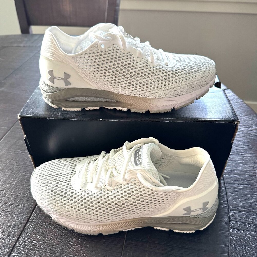 Women's Under Armour HOVR Sonic 4 Size 7.5 Worn Once